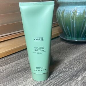 🌹5 for $25🌹 Versed Total Package Replenishing Body Lotion SPF 30